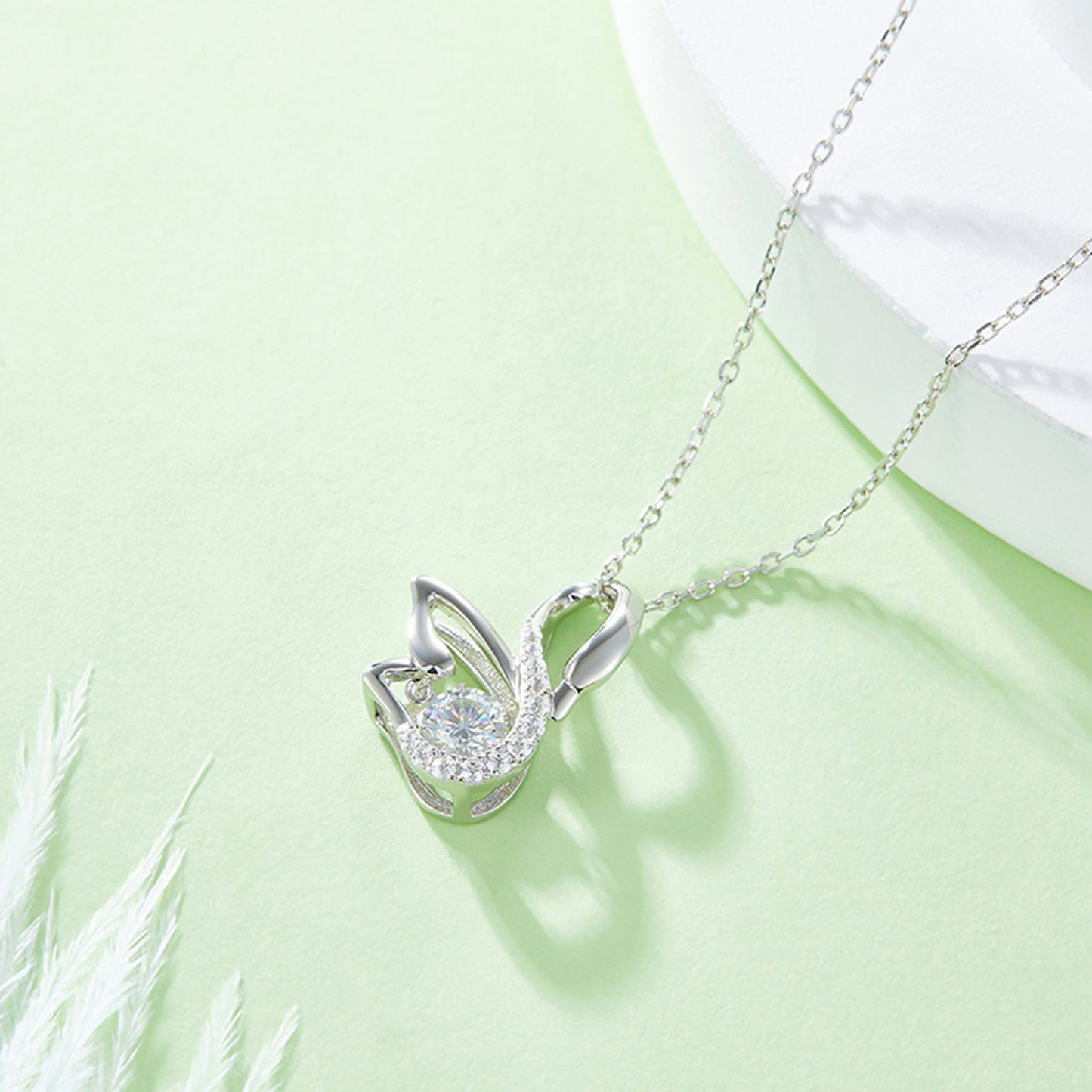 Rotating Moissanite Pendant Necklace with Twirl and Sparkle(GZMSYP-OLDX)