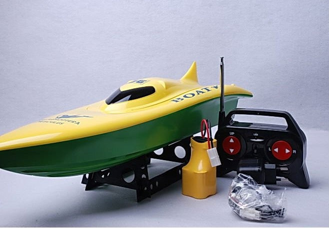 23" Balaenoptera Musculus Racing Boat