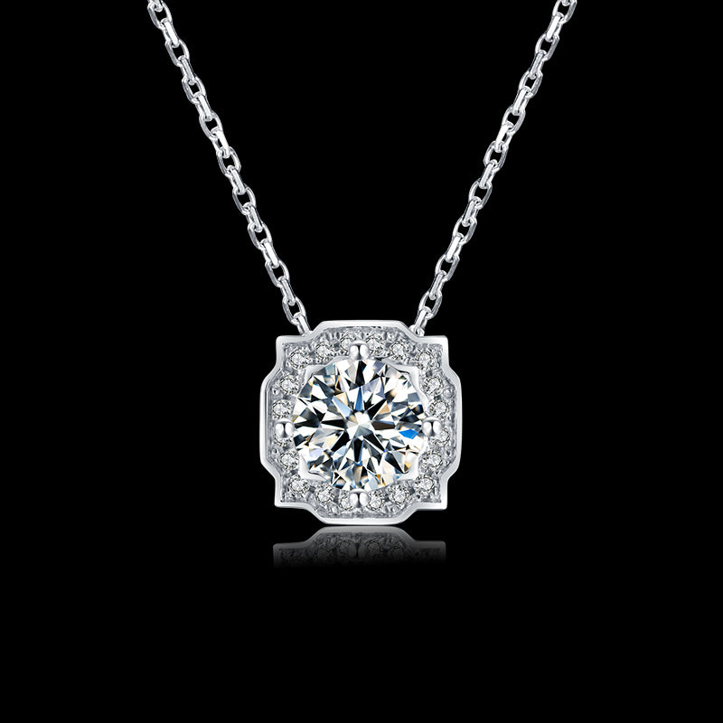 Timeless Beauty: Glamorous Moissanite Pendant in S925 Silver(GZMSYP-O33A)