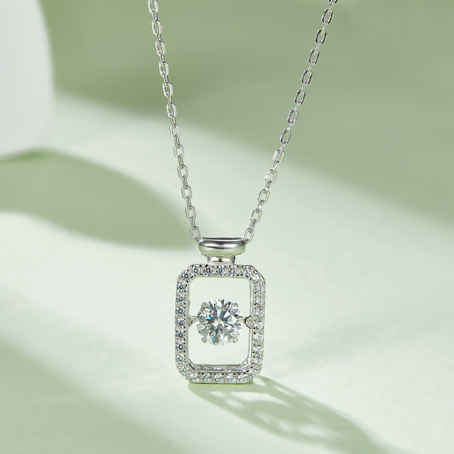 Spin for Sparkle: Eye-catching Moissanite Jewelry(GZMSYP-OLDH)