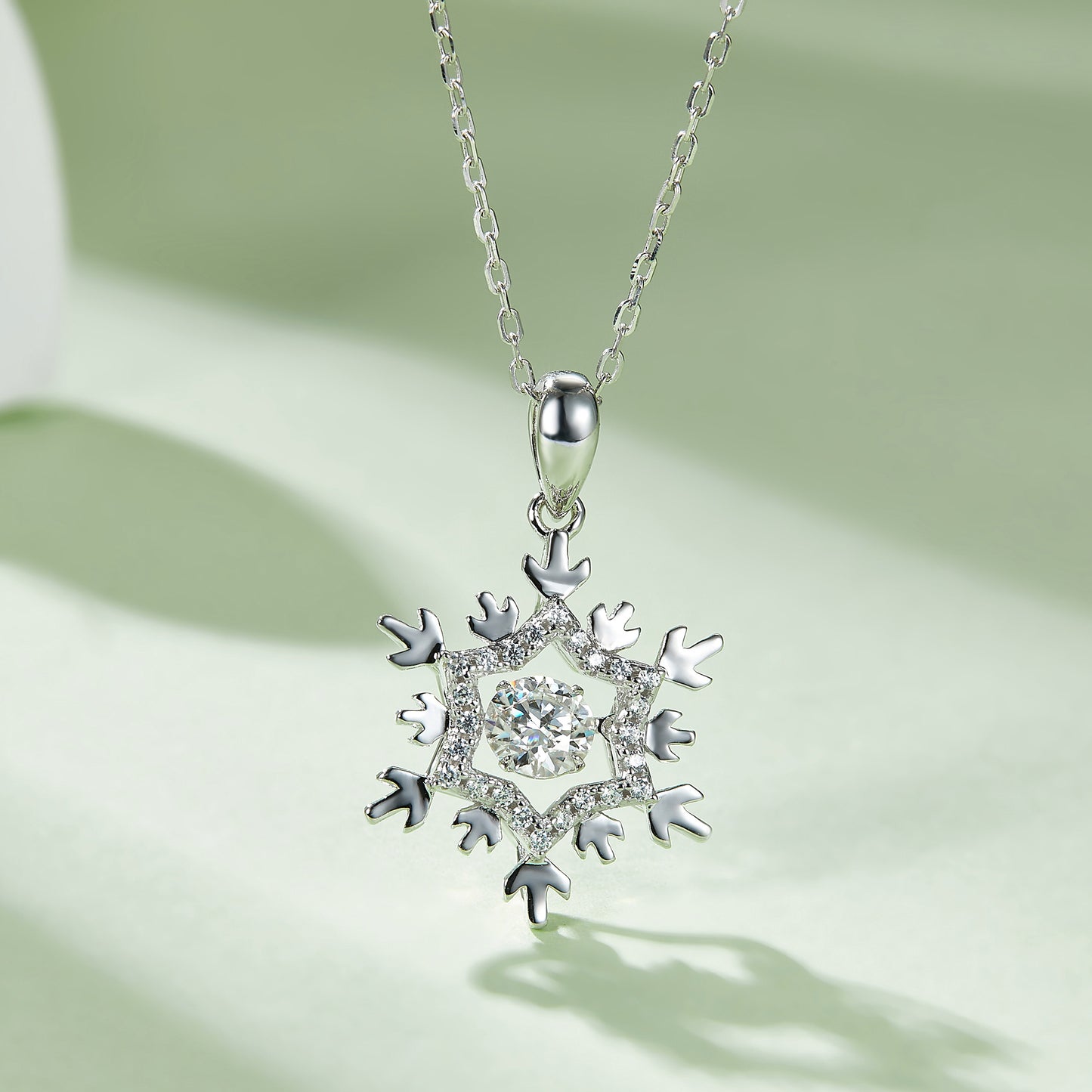 Necklace with Spinning Moissanite in "Dance of Diamonds(GZMSYP-OLDJ)