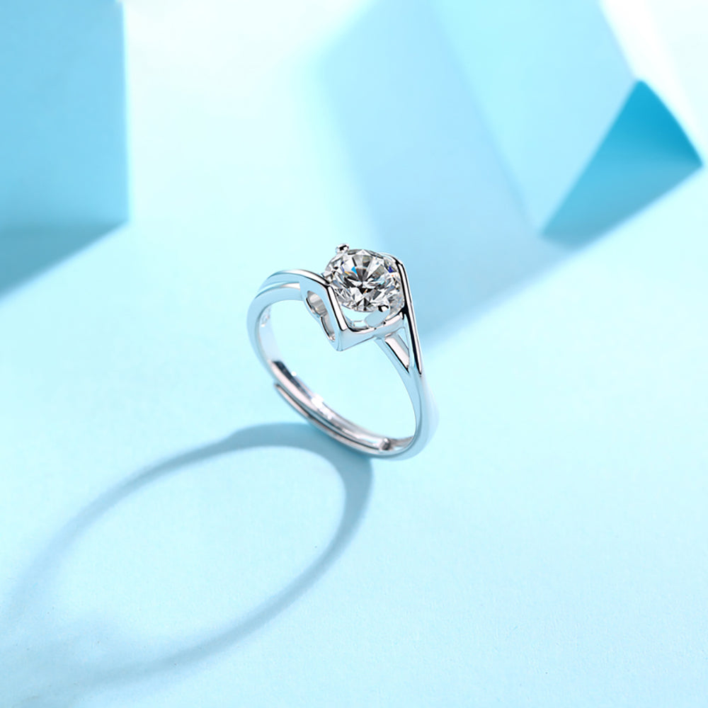 Wome's 1ct 6.5MM Moissanite ring in sterling silver with radiant simplicity(GZJZ-R9014-6.5MM)