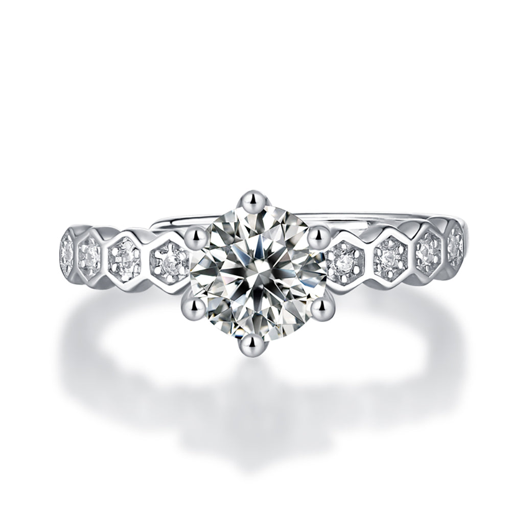 Women's Silver solitaire 1ct 6.5MM Moissanite ring that is cost-effectively luxurious(GZJZ-R9033-6.5MM)